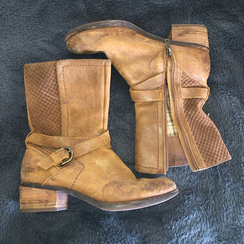 Women’s Ugg Mid Length Boots